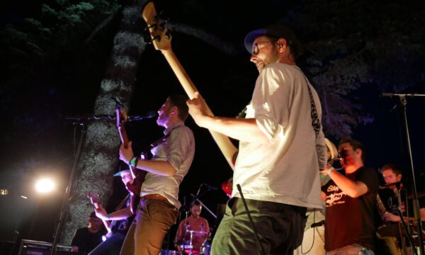 (c) Roberto Bob Motta